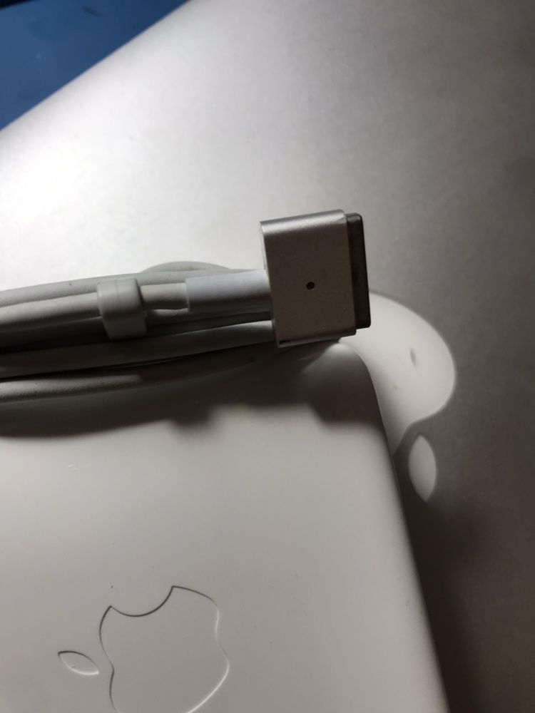 MagSafe 2 60w, бу оригинал , в отличном состоянии