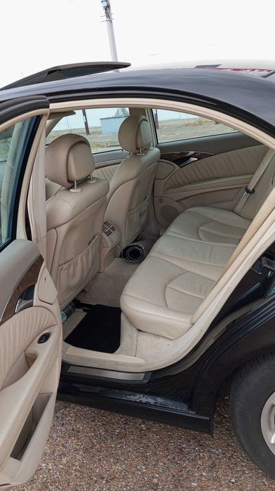 Mercedes-Benz E 220 CDI