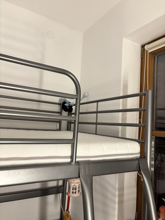 Łóżko na andresoli