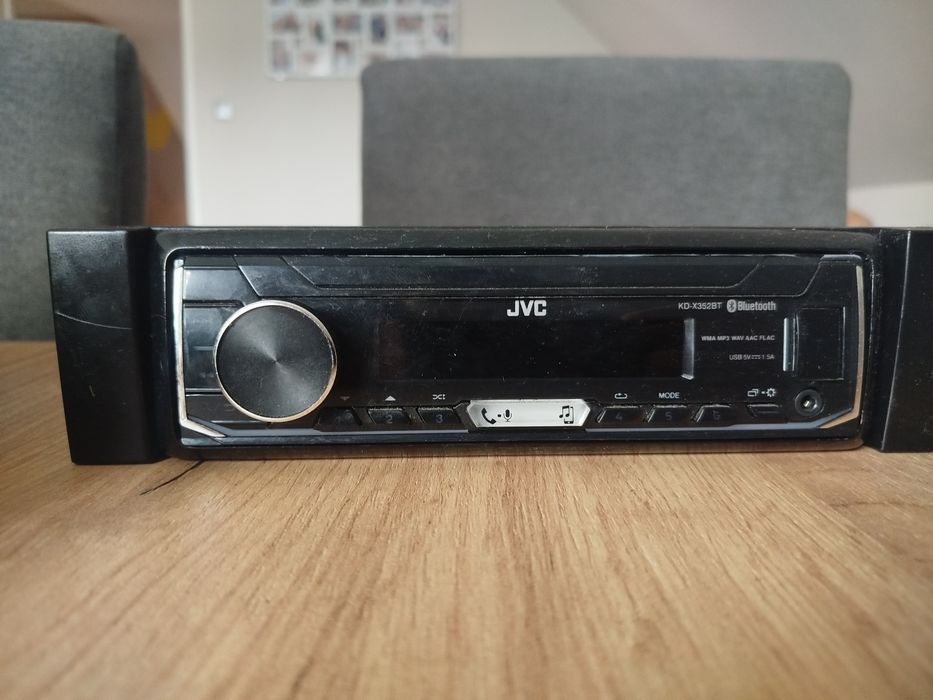 Radio samochodowe JVC Bluetooth