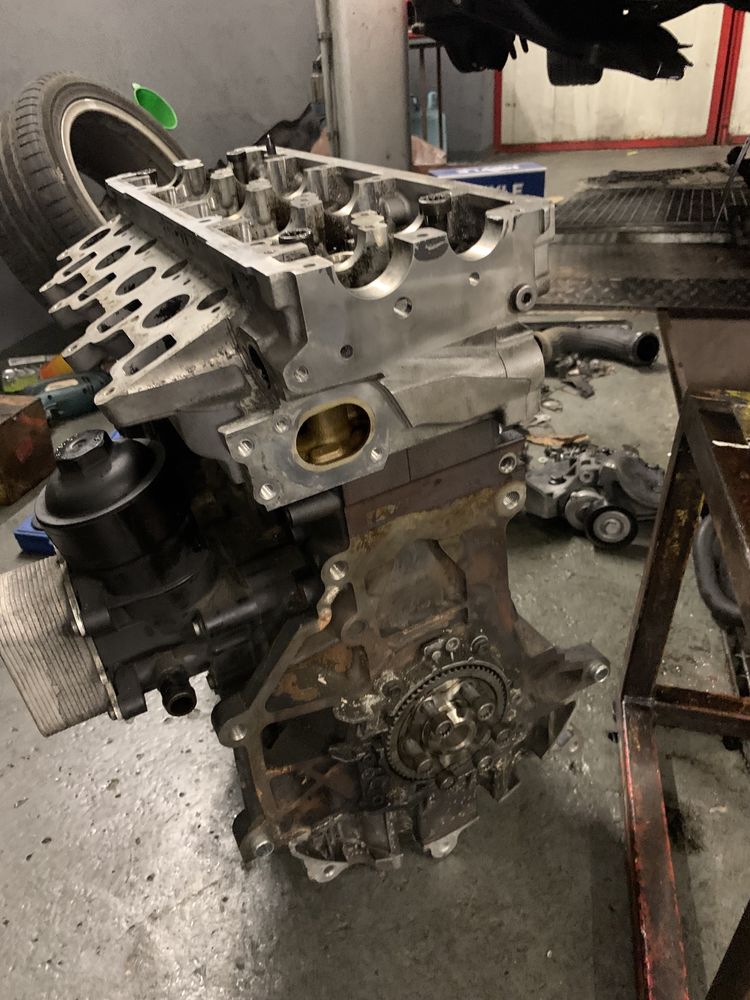 Slupek glowica blok 2.0 TDI CFF 140/170km Commonrail