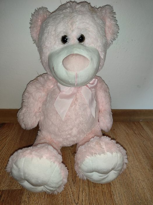 Nowy duży różowy miś z kokardką firmy SMIKI.
dł. całkowita misia 60cm.