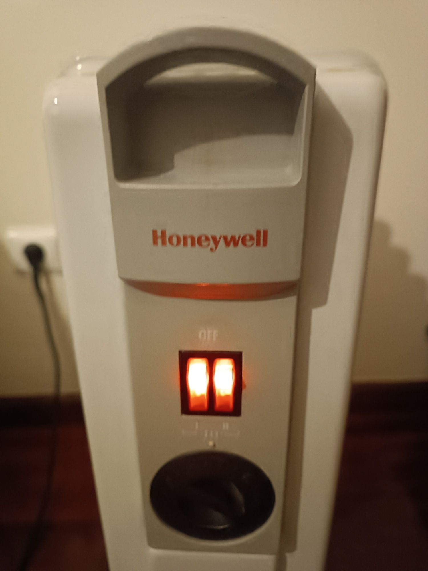 Aquecedor a Óleo 2000 W - Honeywell - 2 células