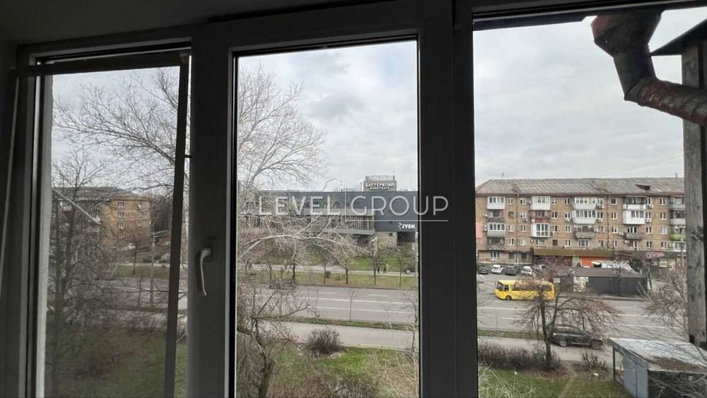 Продаж 2-кім квартири, 5 поверх  біля м. Нивки