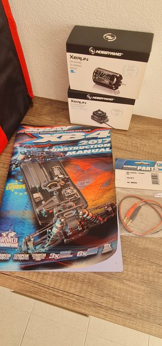 Carro X RAY XB4 2017