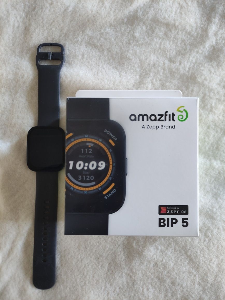 Продається смарт годинник amazfit bip 5.