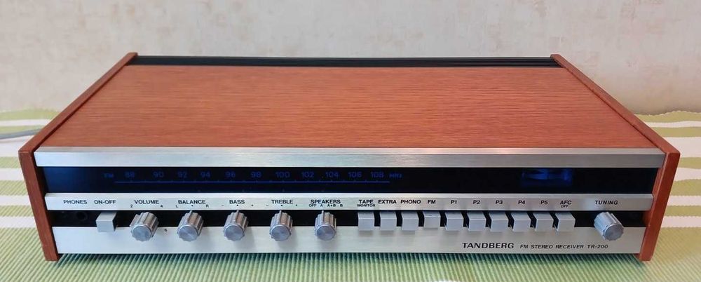 Ресівер Tandberg TR-200
