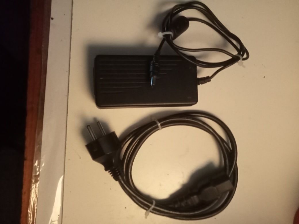 alimentador de portatil