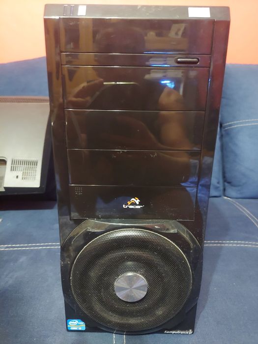 Komputer stacjonarny.