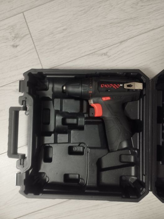 Шуруповерт Дніпро-М продам