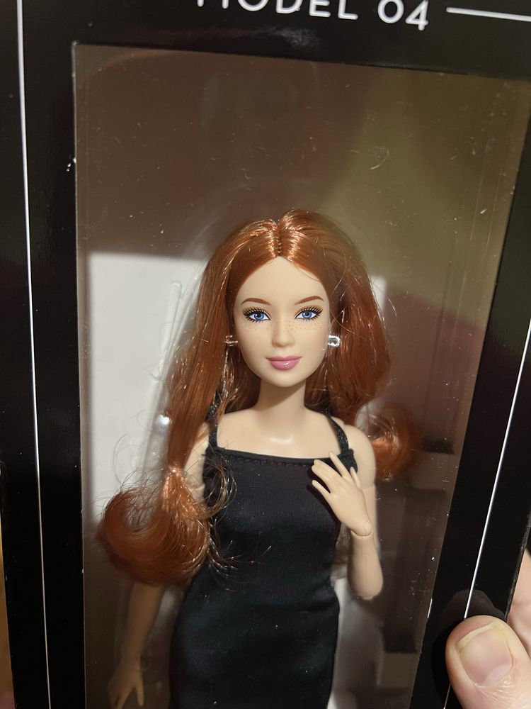 Barbie basics в наявності