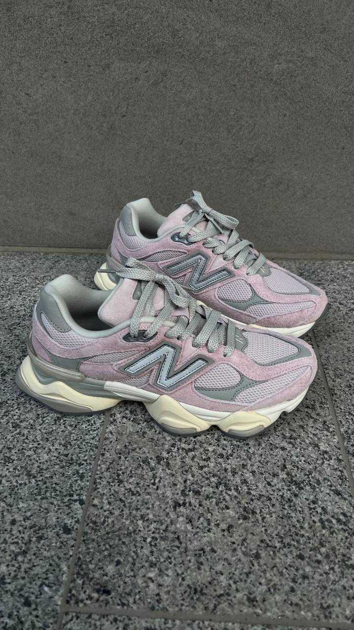 New Balance 9060 Light Pink