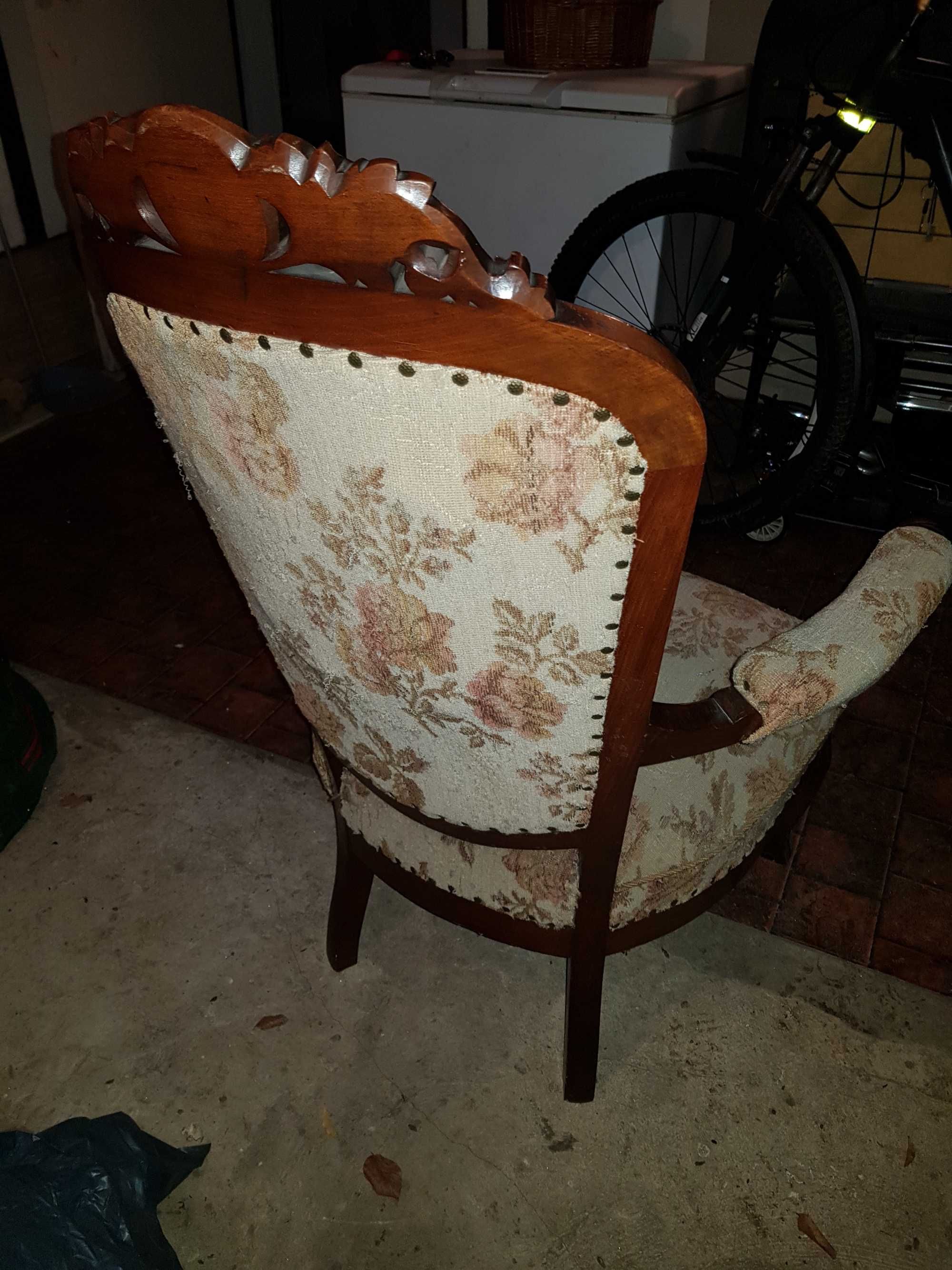 Krzeslo drewniane  XIX /XX wieku