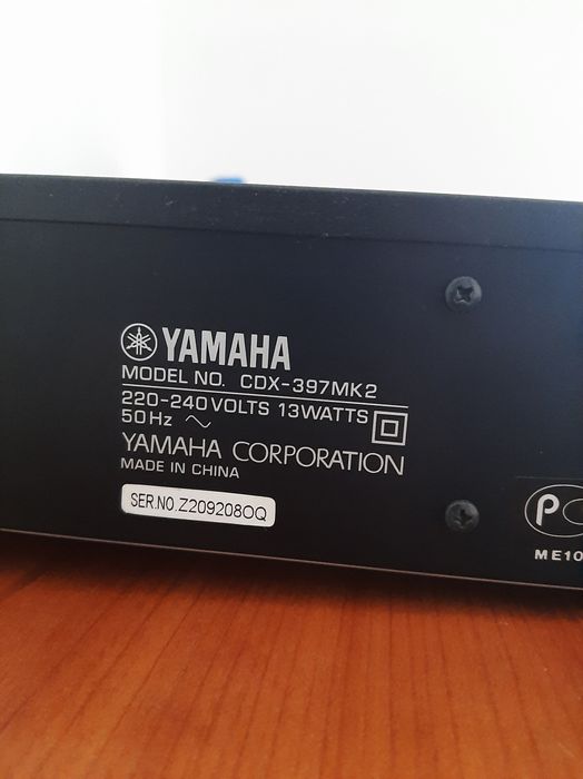 Odtwarzacz CD Yamaha CDX-397 MK2 czarny