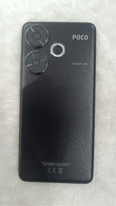 Xiaomi POCO F6 com 12gb RAM + 512gb