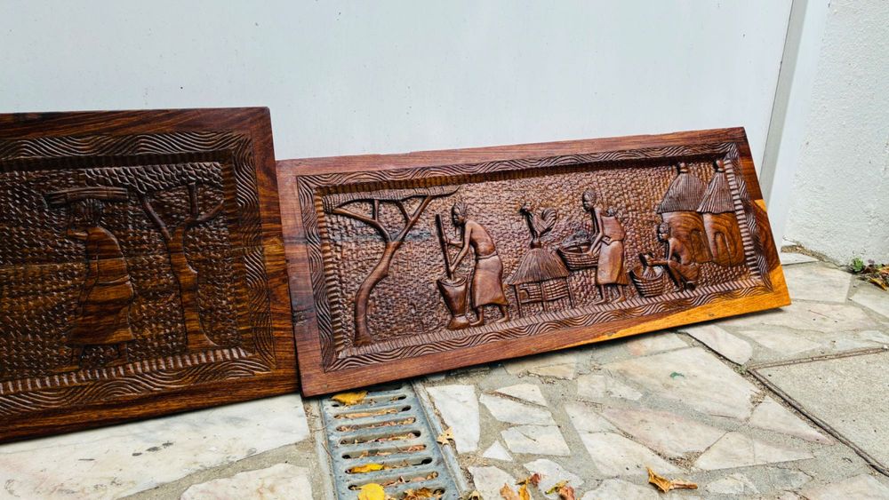 Painéis africanos em talha