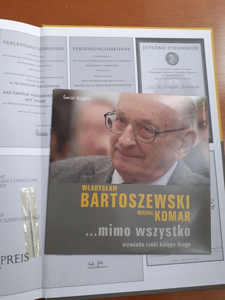 Władysław Bartoszewski Michał Komar mimo wszystko