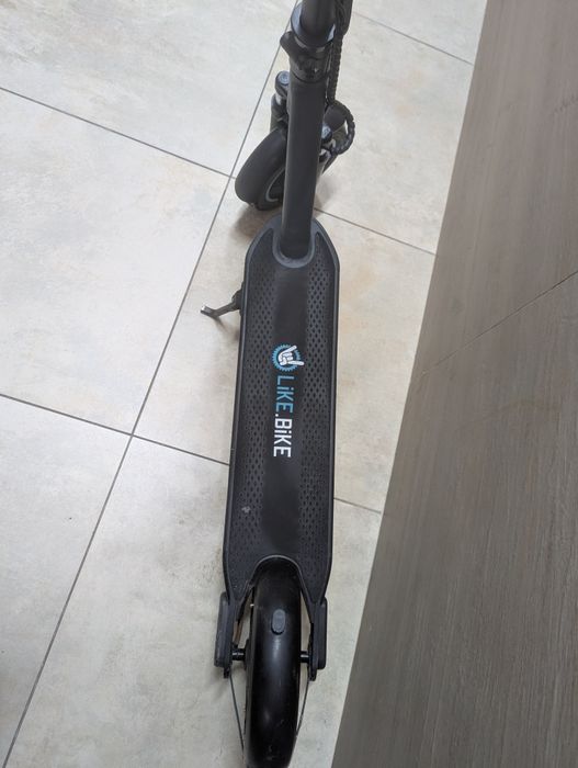 Продаю електросамокат Like.Bike.
