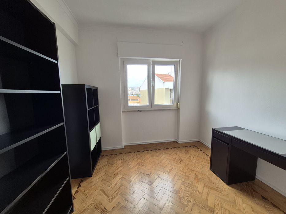 Apartamento T2 Olival Basto