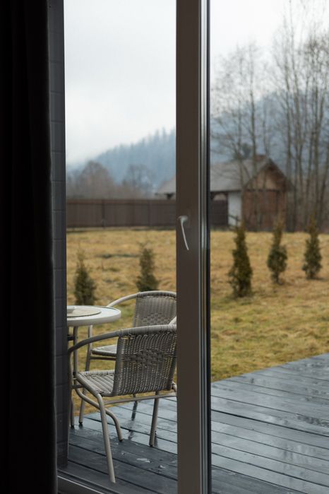 Відпочинок в Карпатах. Котедж з чаном. Оренда Микуличин Буковель. Шале