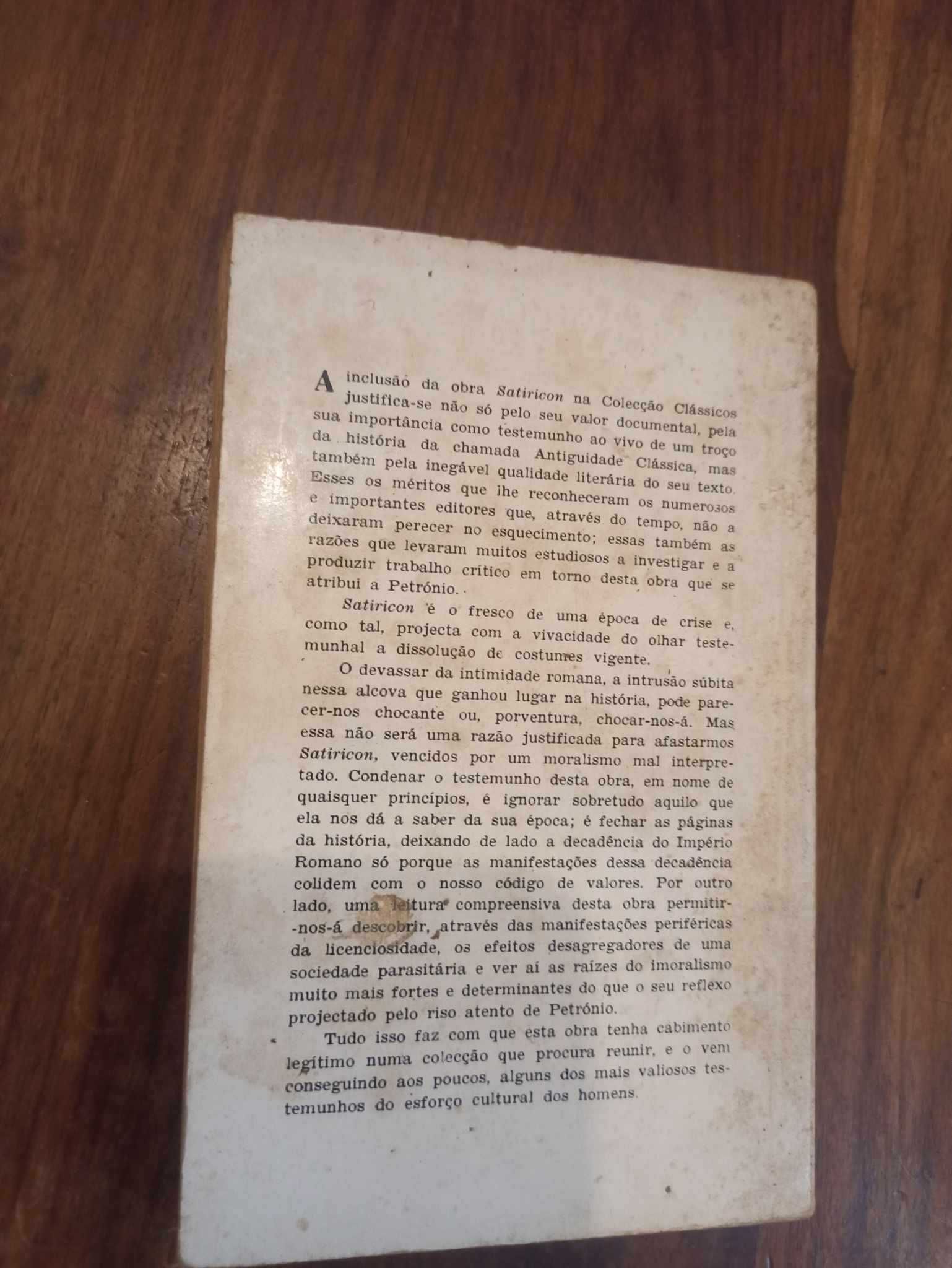 Livro   Satiricon