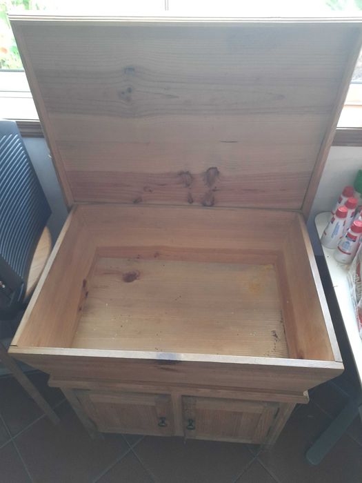 Masseira ou gamela de pão em bom estado