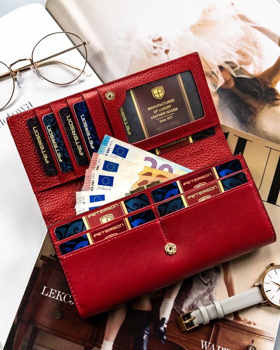 duży portfel damski z wężowym wzorem - peterson