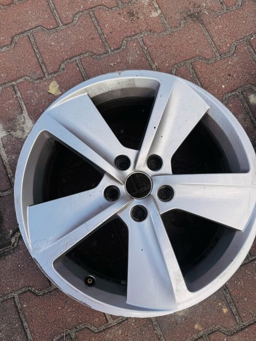 ALUFELGA Seat Leon 3 III 7,5Jx17H2 ET51