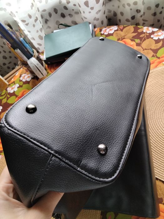Класична сумка, портфель, чорна сумочка