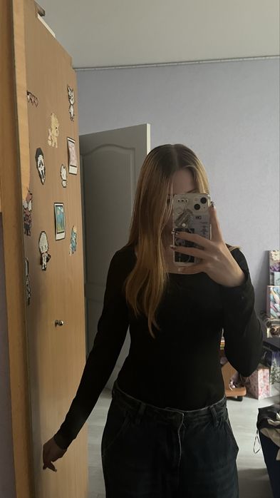 боді з квадратним вирізом