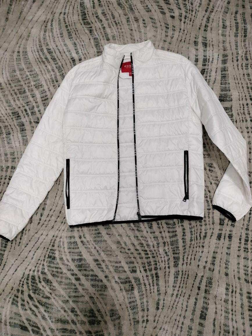 Спорт куртка Guess