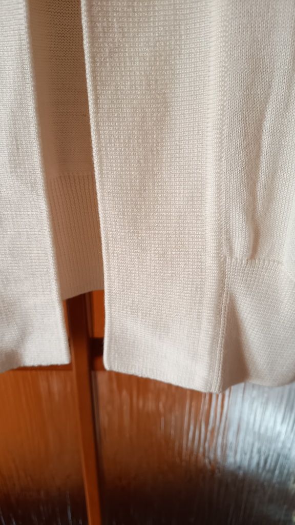Riccovero  Norweski elegancki sweter z wełny merynosów, Rozmiar M-XL
