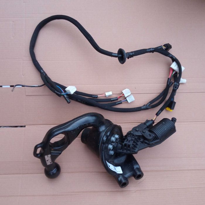 Renault Captur II Hak Holowniczy Oryginał Elektryczny 2022