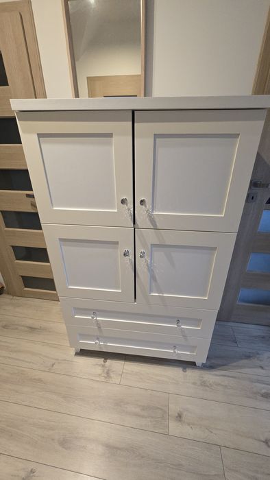 Komoda z frontami i 2 szufladami Majorka (biała)