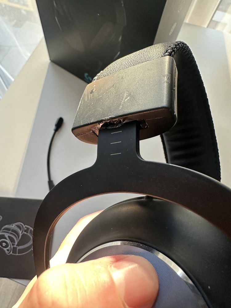 Навушники Logitech G pro