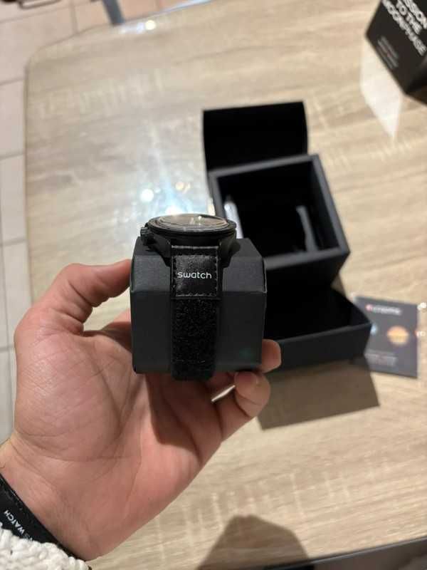 Omega Swatch SO33B700 Snoopy New Moon - Limitowana
