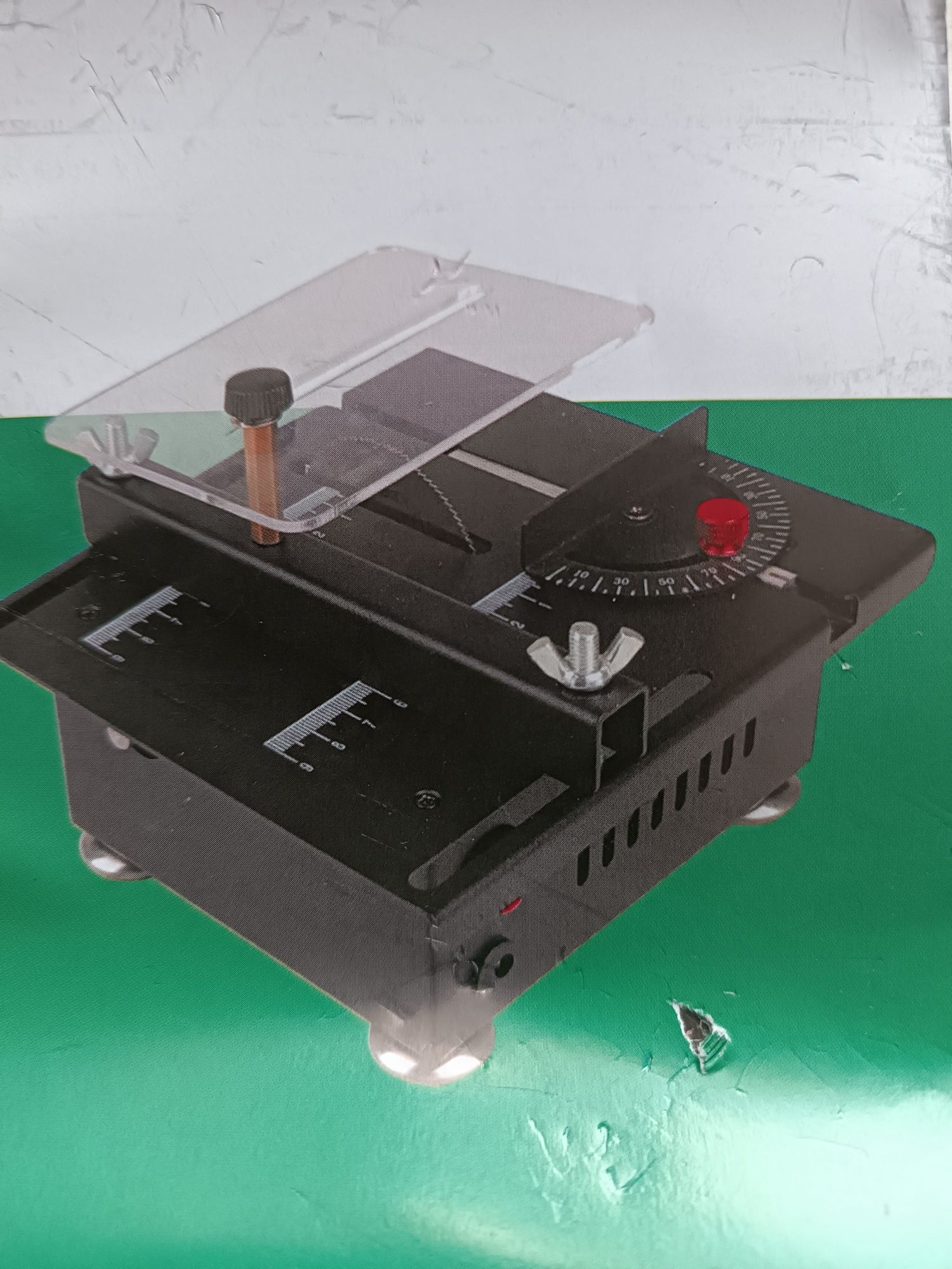 Mini piła stołowa dla modelarzy