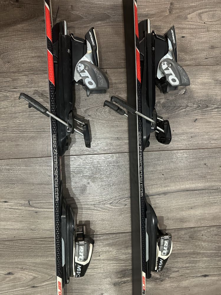 Narty Atomic Race 8 130cm