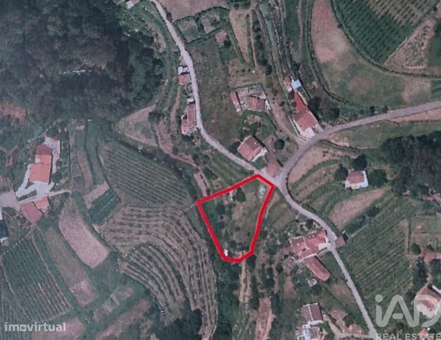 Terreno em Vila e Roussas de 1100,00 m2