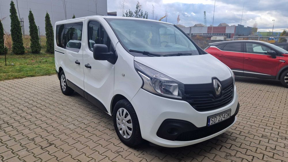 Sprzedam Renault Trafic- 8 osobowy