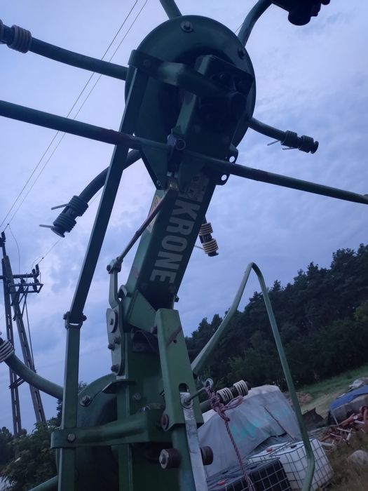 Przetrząsarka Krone KW 6.70