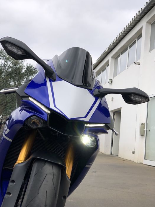 Yamaha R1 2016 poucos kms