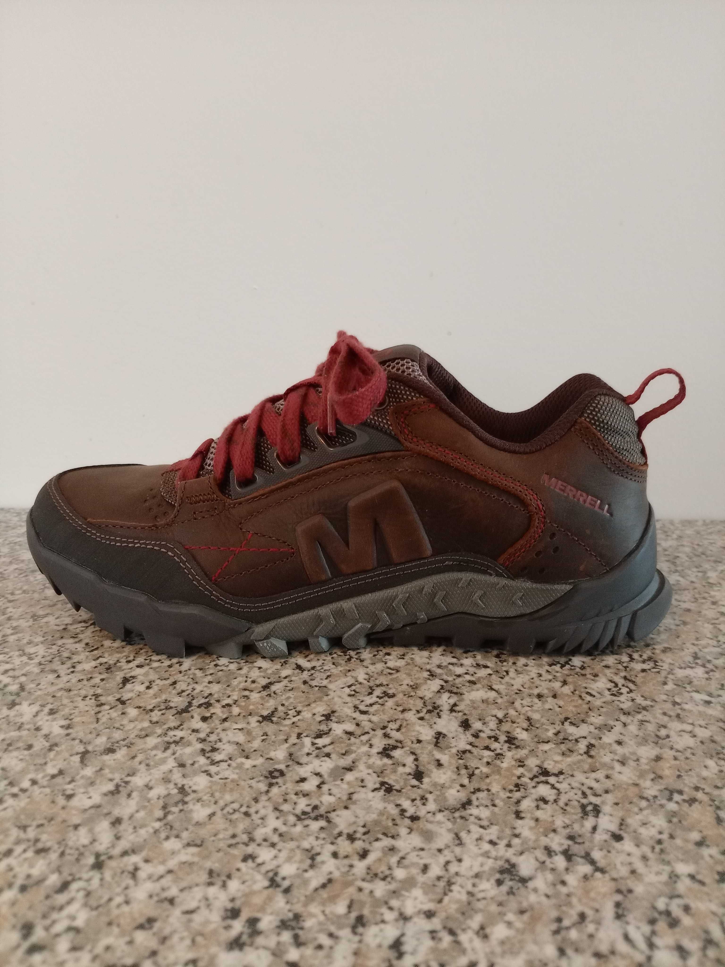 Sapatilhas Merrell Novas