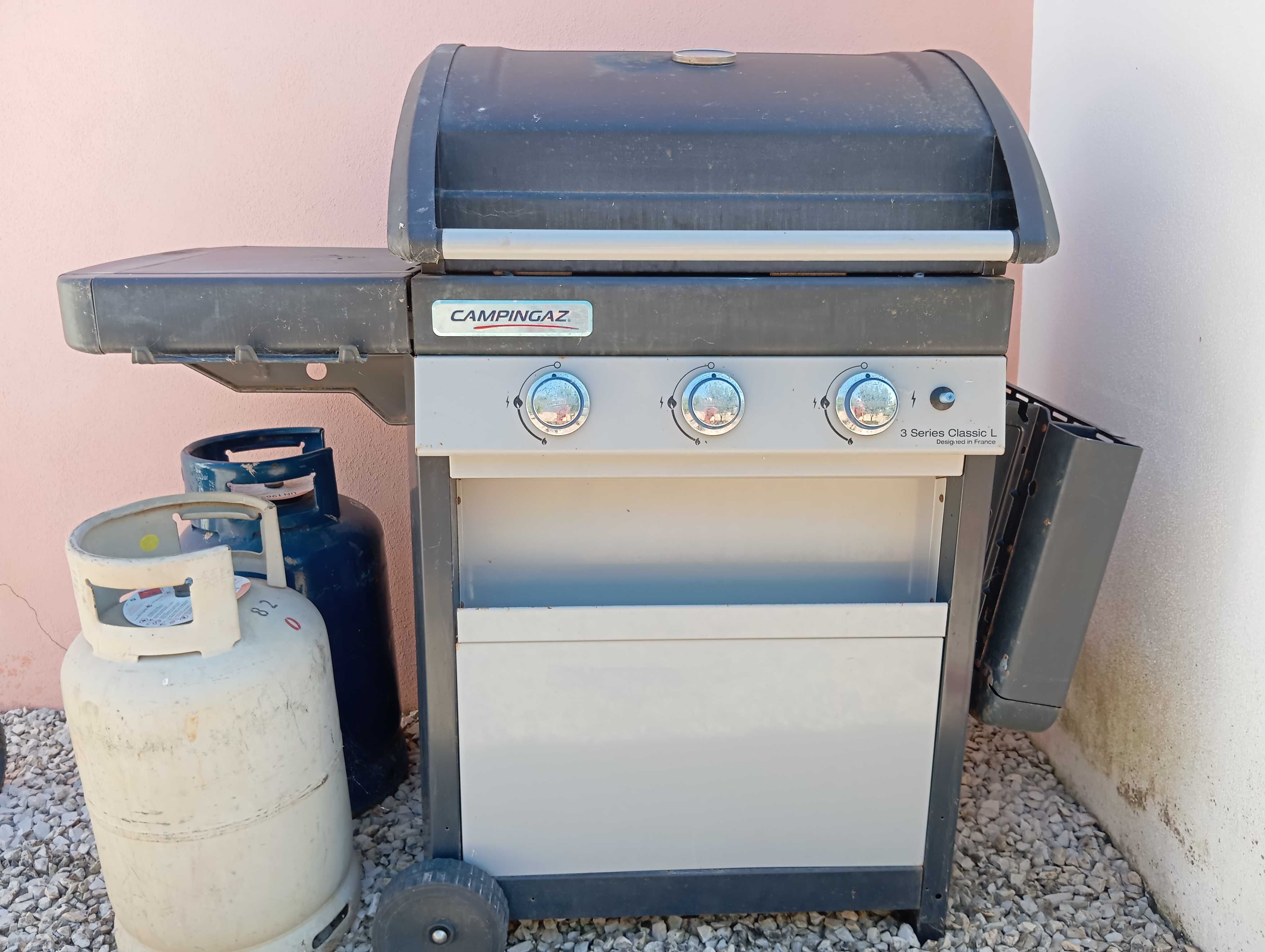 Vende campingaz usado em Albufeira. + 2 garrafas de gás