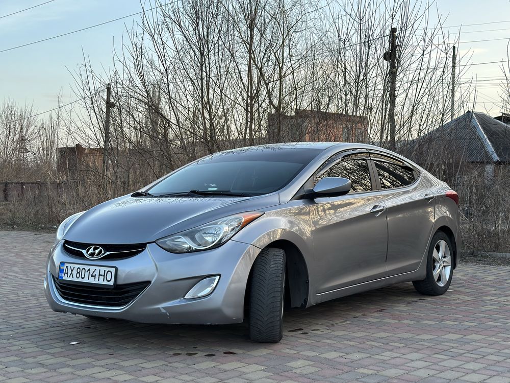 Hyundai Elantra 2011