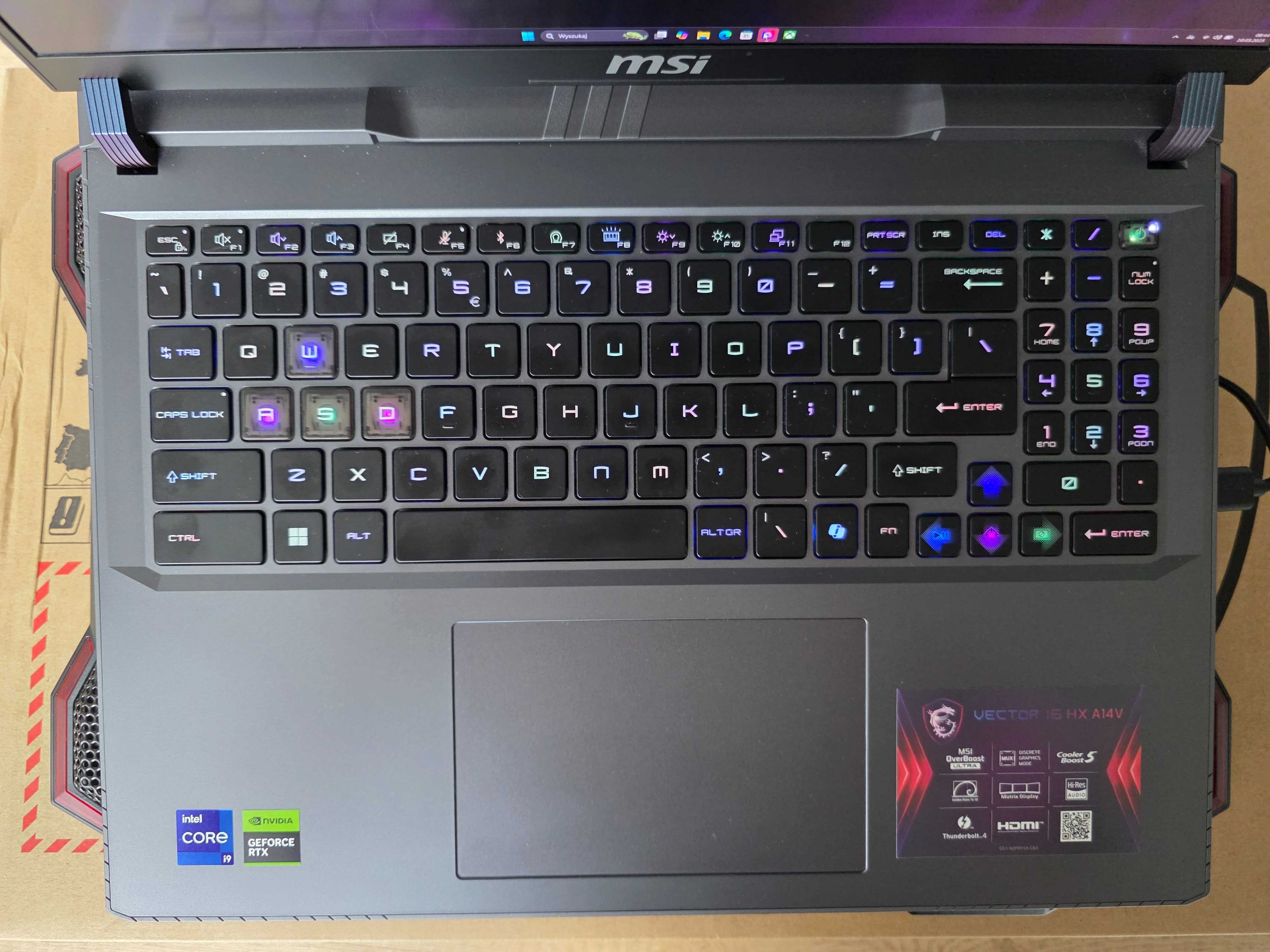 MSI VECTOR 16 HX A14VHG-635PL i9 / 32GB / 1TB / RTX4080
