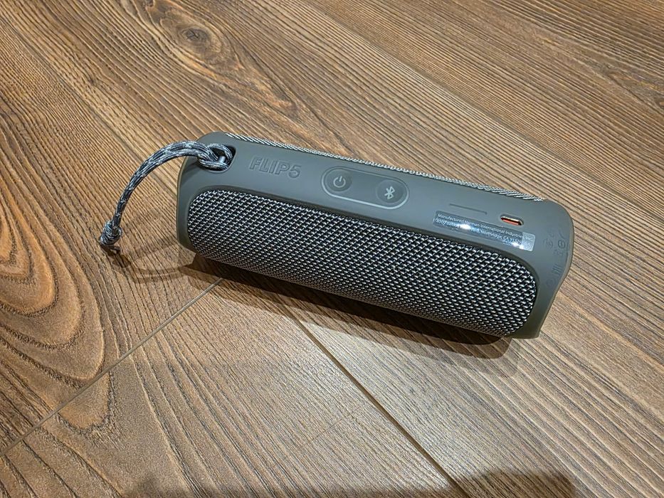 Портативна колонка JBL Flip 5