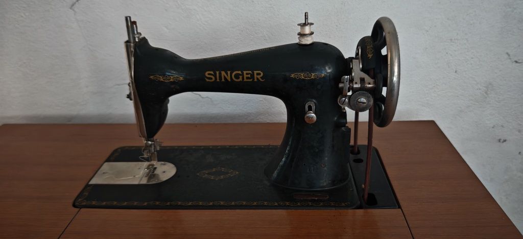 Máquina de costura SINGER