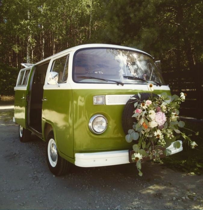 Zabytkowe Auta do Ślubu – Mercedes i Kultowy Ogórek na Wynajem! klasyk