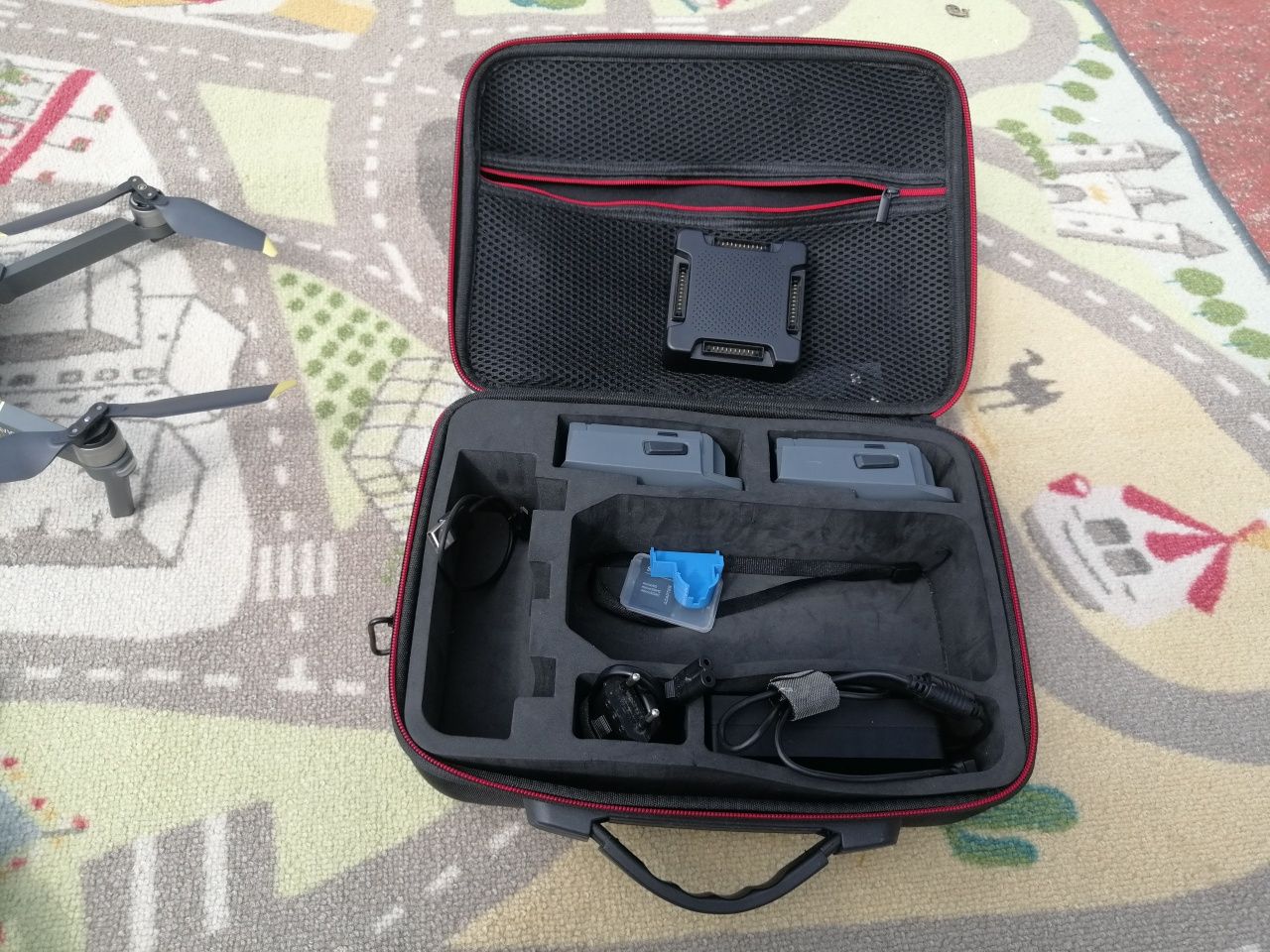 Drone Mavic pro com 3 baterias